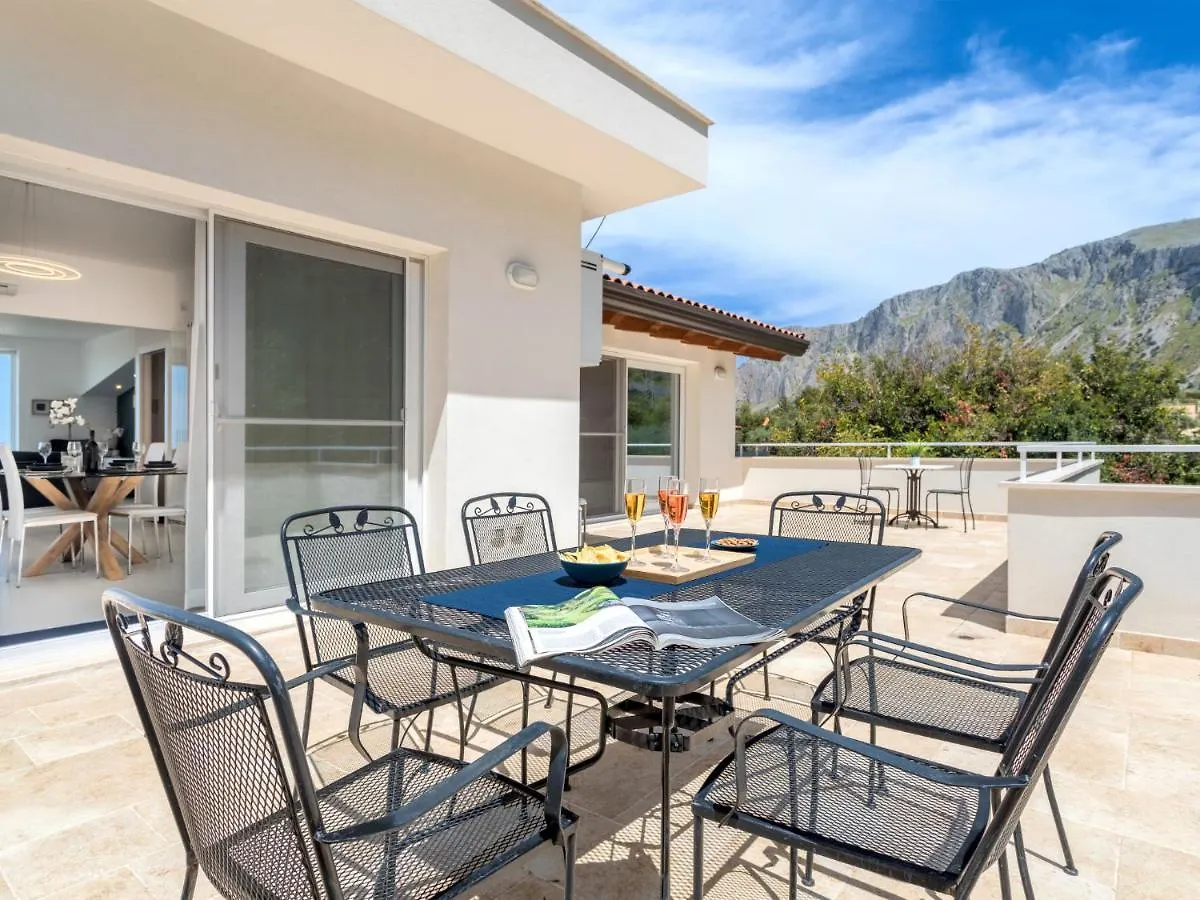 Apartment Quirat Superior By Interhome Terrasini Italia