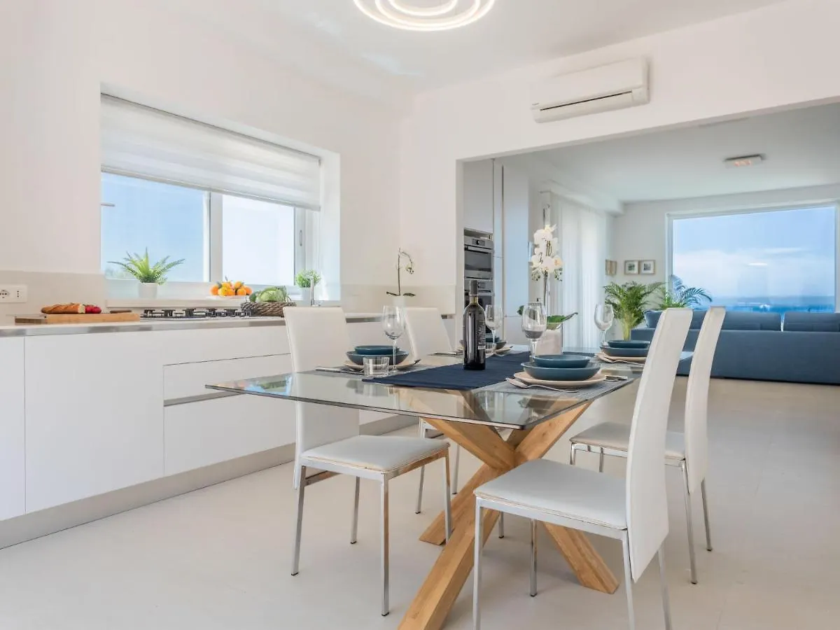 Apartment Quirat Superior By Interhome Terrasini Italia